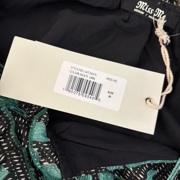 Miss Me Floral Bohemian Long Sleeve Top Blouse Women’s NWT - Picture 5 of 7